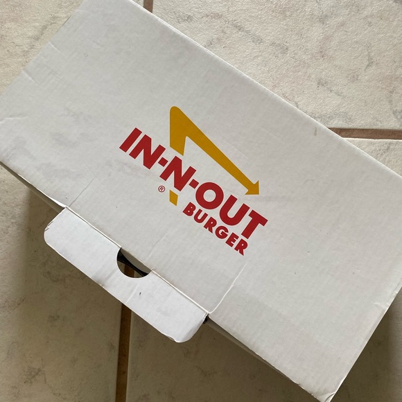 In and out vans - Picture 2 of 8